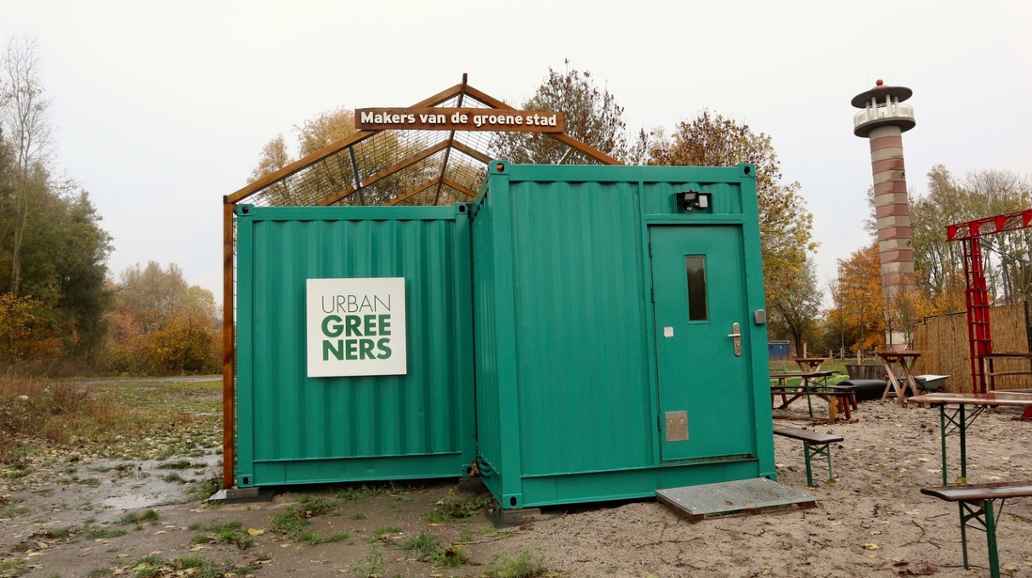 Ontvangstruimte in container Urban Greeners
